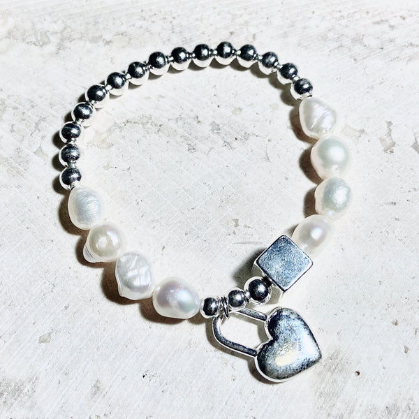 Pearl Bracelet with Heart Lock